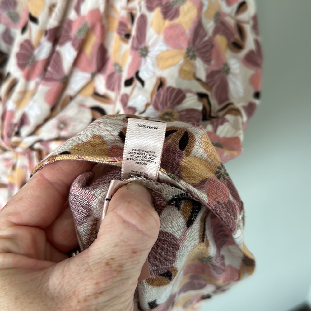 Willow + Root Twisted Open Back Top Versatile Floral Print Medium Multi Color - Picture 12 of 15